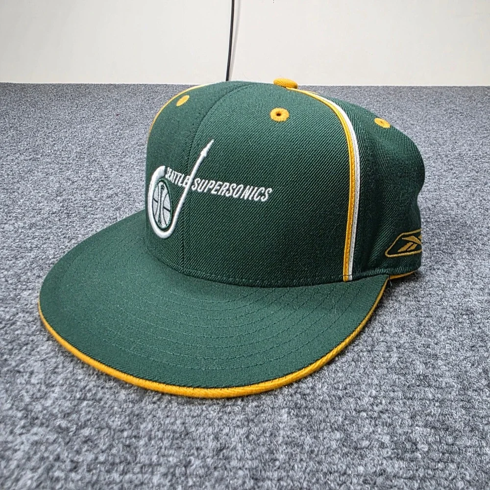 VTG Seattle Supersonics‎ Reebok Hat 7 1/2 NBA Green Yellow Snapback Cap Sonics